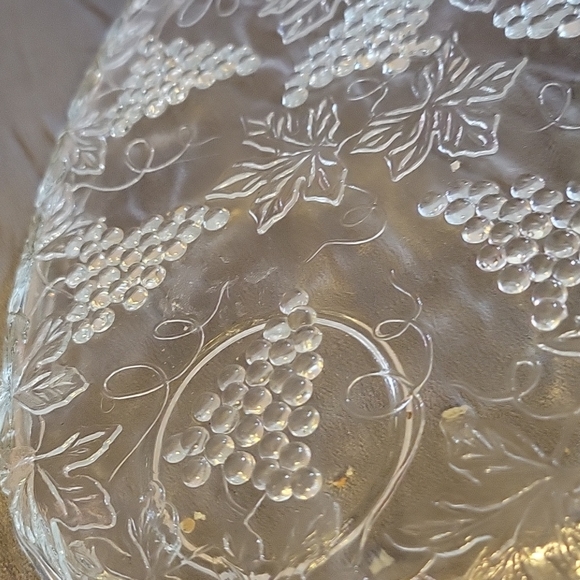 Vintage Indiana Pressed Glass Harvest Grape Crystal Serving Platter 11.25 X 6.5" - Picture 3 of 4